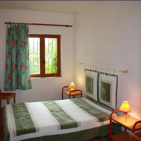 élégante à + Piscine Privée Lussan (Gard)